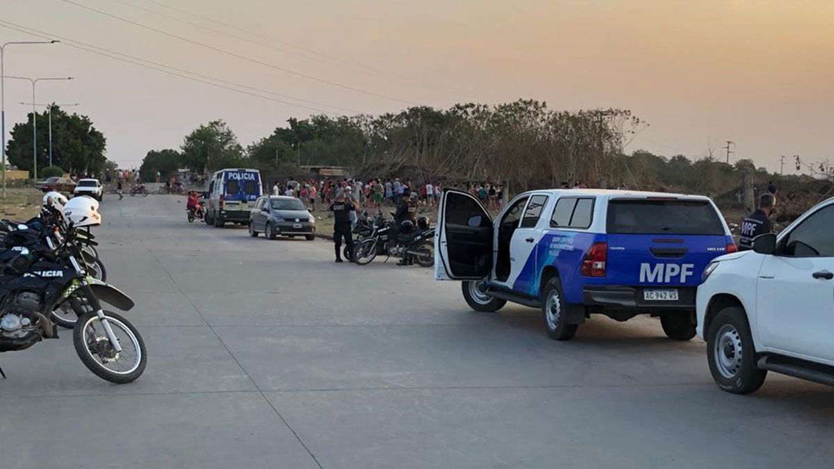 Una nena de ocho años fue hallada sin vida este domingo en Villa Muñecas, Tucumán. La víctima era buscada por el entorno familiar desde las 9.