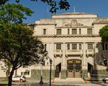 La audiencia tendrá lugar en los tribunales de Santa Fe. La audiencia tendrá lugar en los tribunales de Santa Fe.