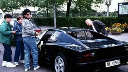 La historia de la Ferrari negra de Diego Armando Maradona