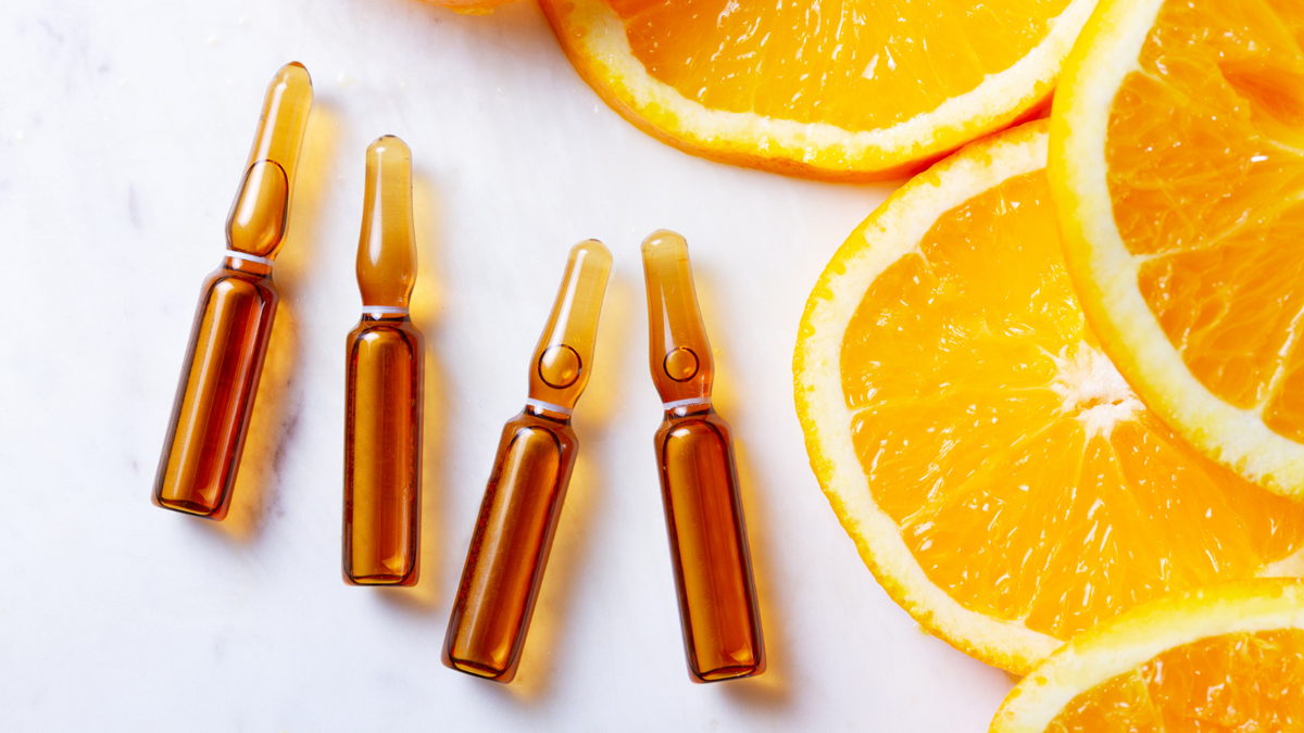 La vitamina C tiene muchos beneficios para la salud. La vitamina C tiene muchos beneficios para la salud.