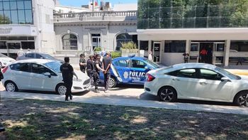 Detuvieron a un cuidacoches con pedido de captura en la zona de la Terminal de Ómnibus