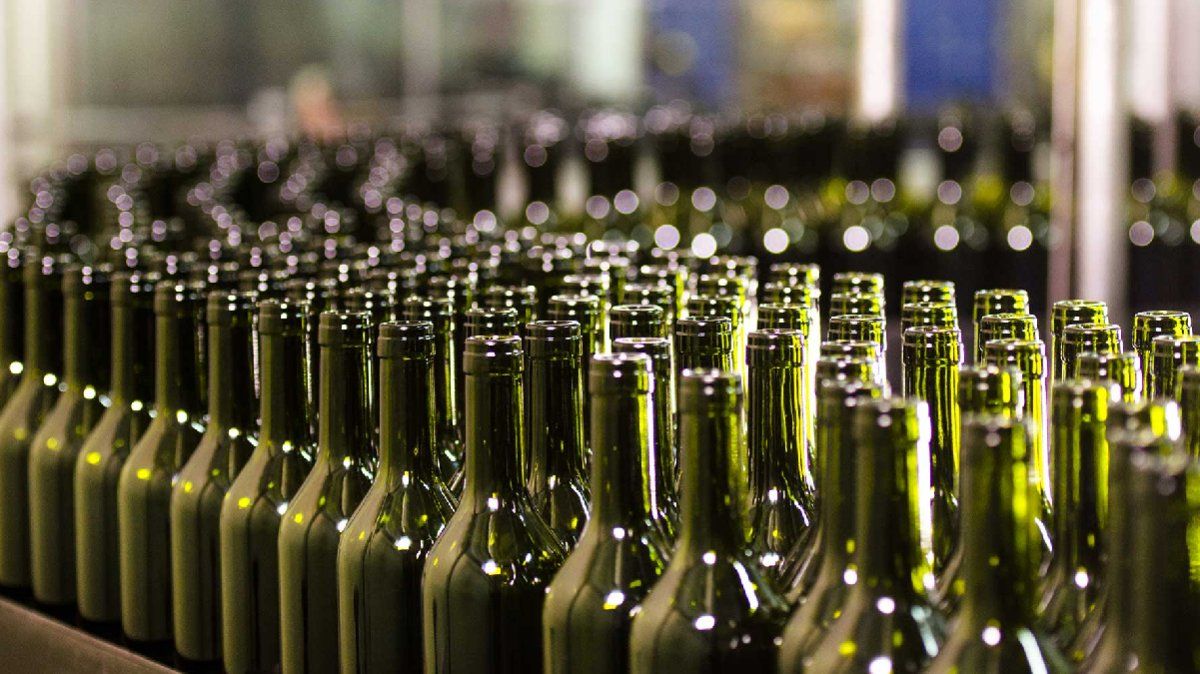 La falta de insumos, y concretamente, de botellas están afectando al sector vitivinícola.