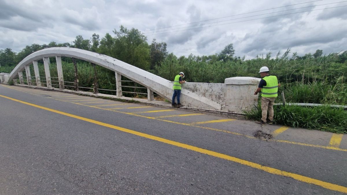 Los ensayos de Direcci&oacute;n de Asistencia T&eacute;cnica de Santa Fe permiten evaluar la capacidad portante de la estructura y habilitar la circulaci&oacute;n de bitrenes.