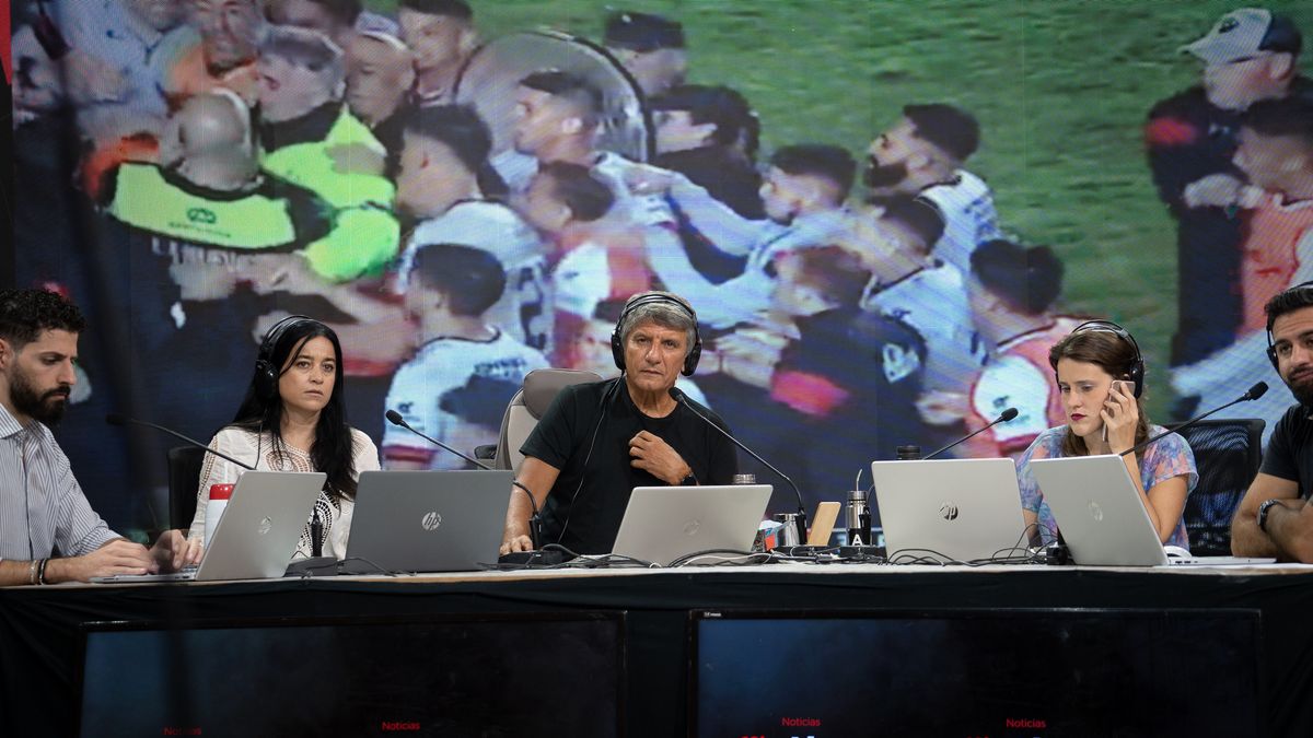 Oscar Lenzi habló en Ahora Vengo y contó lo vivido luego de la derrota ante Barracas Central y los incidentes con la policía.