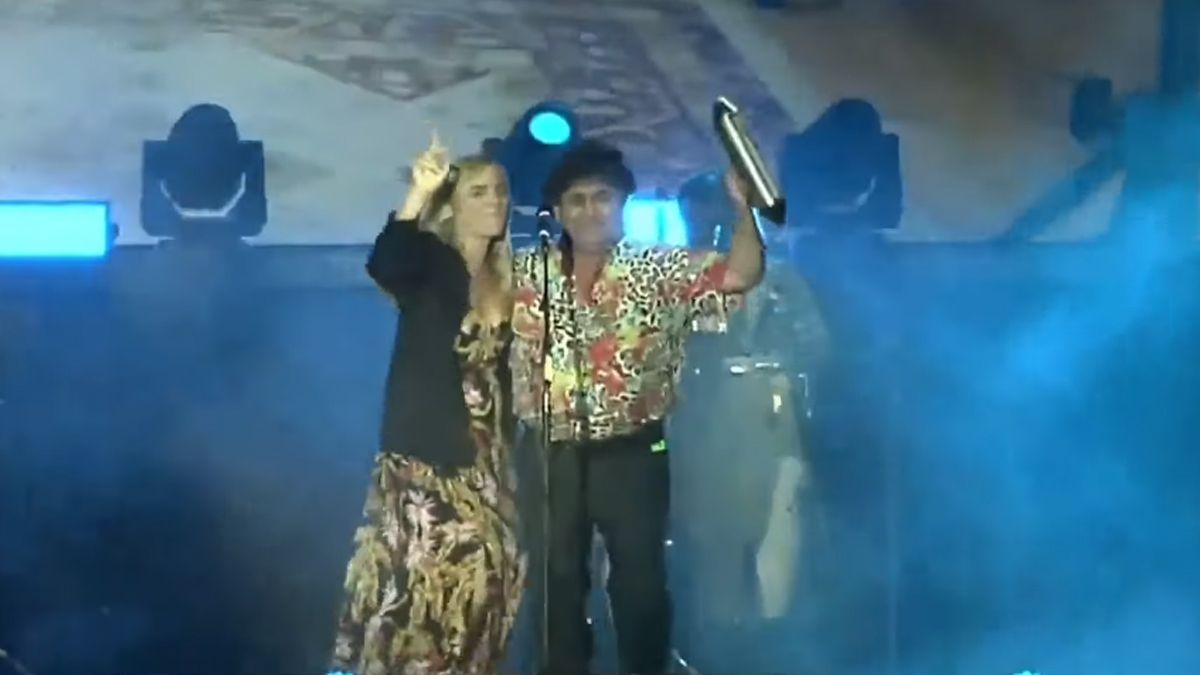 Los Palmeras hicieron bailar a una intendenta al ritmo del Aeea, yo soy Sabalero