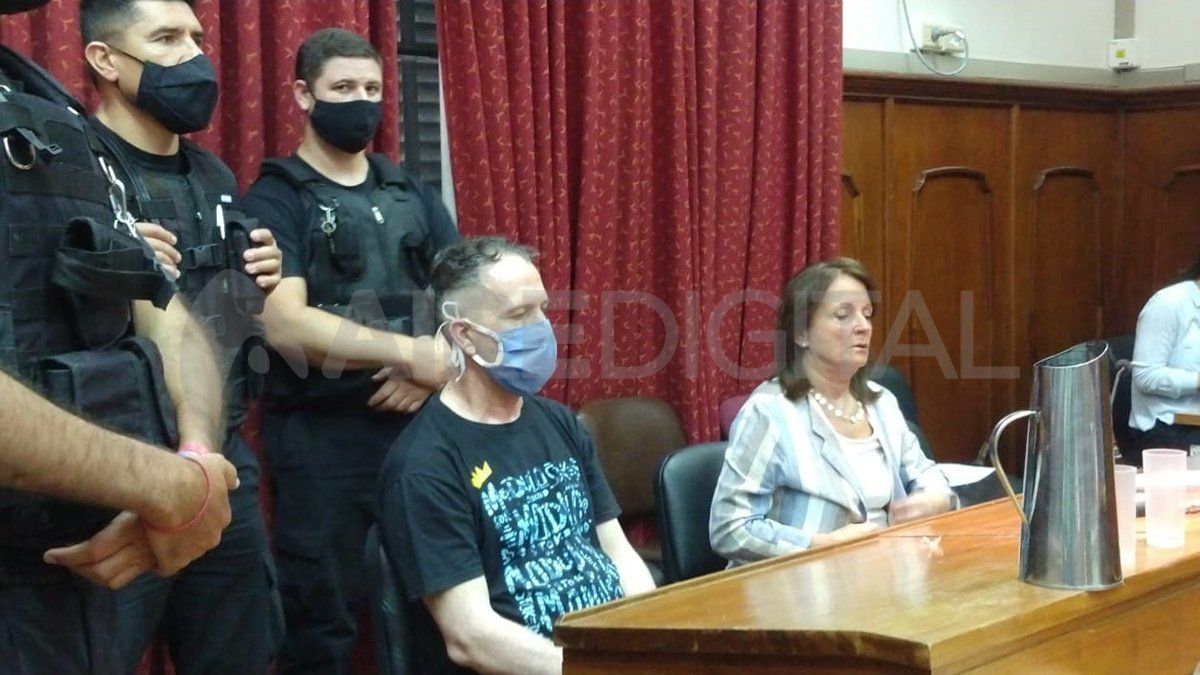 Trossero escuchó el fallo junto a su abogada particular, Georgina Stratta.