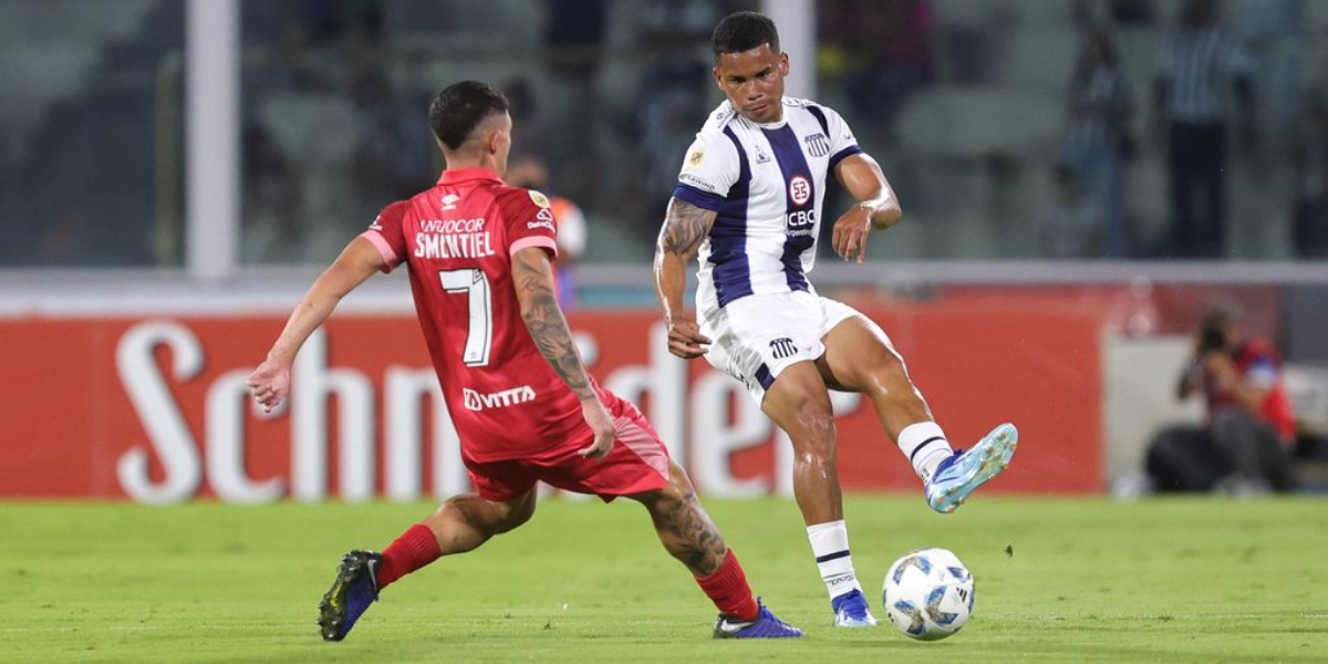 El venezolano Miguel Navarro tuvo su estreno con la camiseta de Talleres. Foto: Prensa Talleres El venezolano Miguel Navarro tuvo su estreno con la camiseta de Talleres. Foto: Prensa Talleres