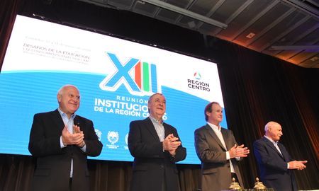 region centro: lifschitz se reunio con schiaretti y bordet region centro: lifschitz se reunio con schiaretti y bordet