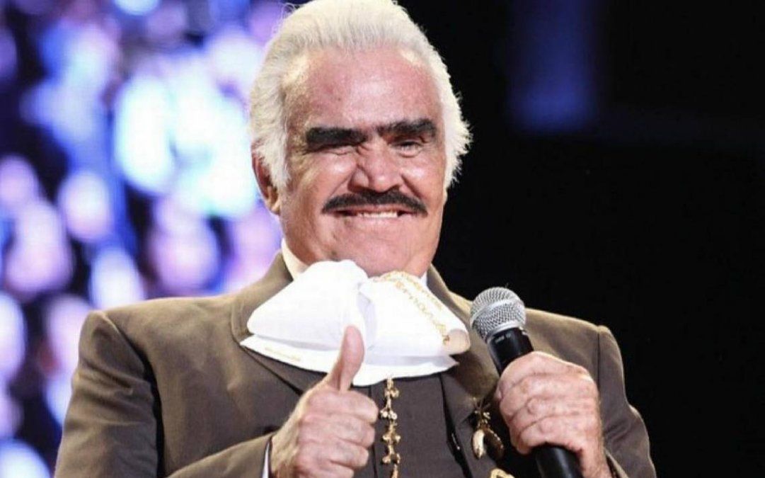 Vicente Fernández.