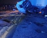 Ocurrió esta madrugada y se vieron involucrados tres camiones. Hay una persona fallecida. Se producen desvíos hacia rutas de la zona. Ocurrió esta madrugada y se vieron involucrados tres camiones. Hay una persona fallecida. Se producen desvíos hacia rutas de la zona.