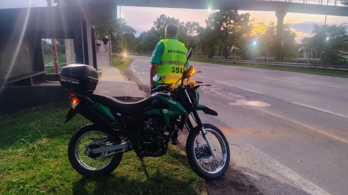 Agentes municipales participaron del operativo especial desplegado por Nochebuena en la ciudad de Santa Fe.