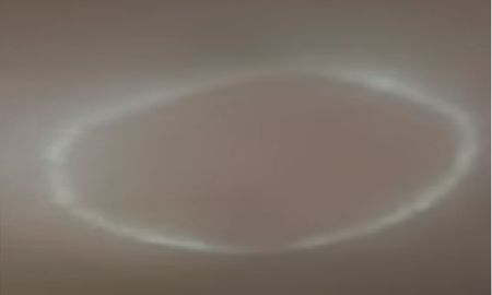 un anillo iluminado apareció en Beijing un anillo iluminado apareció en Beijing