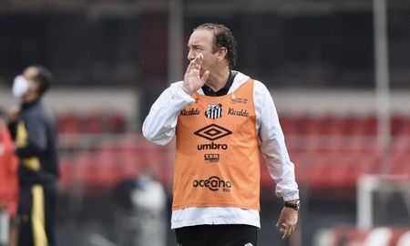 Cuca, entrenador del Santos, no podrá contar con John ni Wagner para el partido ante Boca por Copa Libertadores. Cuca, entrenador del Santos, no podrá contar con John ni Wagner para el partido ante Boca por Copa Libertadores.