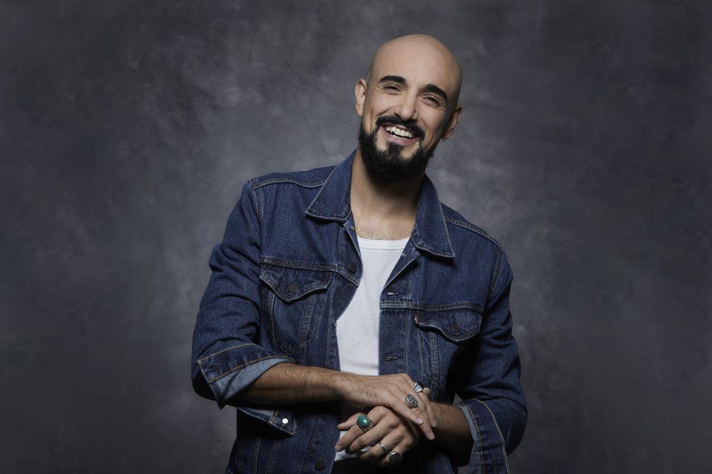 Abel Pintos lanzó "El amor en mi vida".