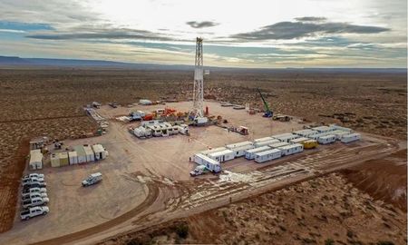 Con apenas el 10% de su desarrollo, Vaca Muerta alcanzó récords productivos y proyecta un fuerte impacto económico hacia 2031. Con apenas el 10% de su desarrollo, Vaca Muerta alcanzó récords productivos y proyecta un fuerte impacto económico hacia 2031.