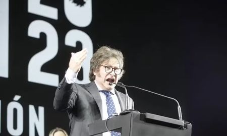 Javier Milei, precandidato a presidente por La Libertad Avanza. Javier Milei, precandidato a presidente por La Libertad Avanza.