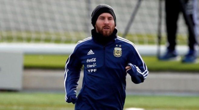 ¿Jugará Messi ante España?