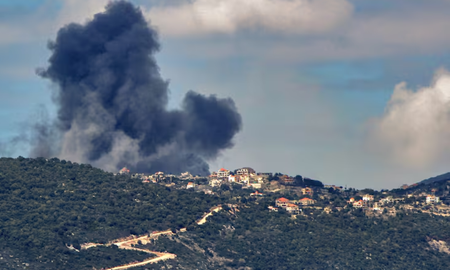 La violencia en la frontera sur del Líbano alcanzó un nuevo punto crítico tras una serie de ataques aéreos ejecutados por las fuerzas de Israel. La violencia en la frontera sur del Líbano alcanzó un nuevo punto crítico tras una serie de ataques aéreos ejecutados por las fuerzas de Israel.