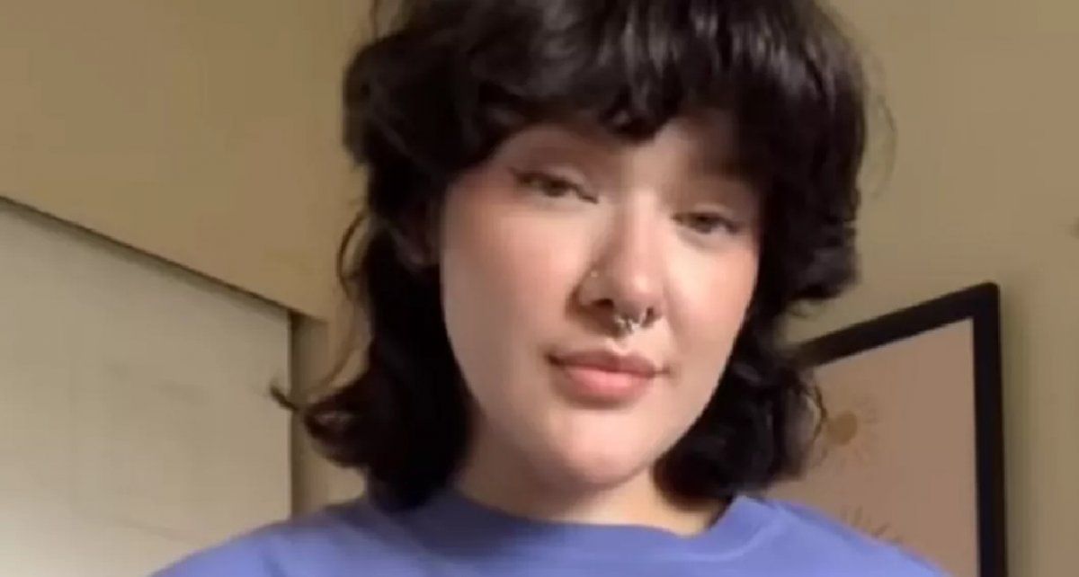 Una joven gana hasta 20.000 dólares al mes vendiendo fotos de sus axilas sin depilar