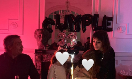 Así fue el lujoso cumpleaños de Florencia Kirchner en su casa de Monserrat: estuvo su hermano Máximo Así fue el lujoso cumpleaños de Florencia Kirchner en su casa de Monserrat: estuvo su hermano Máximo