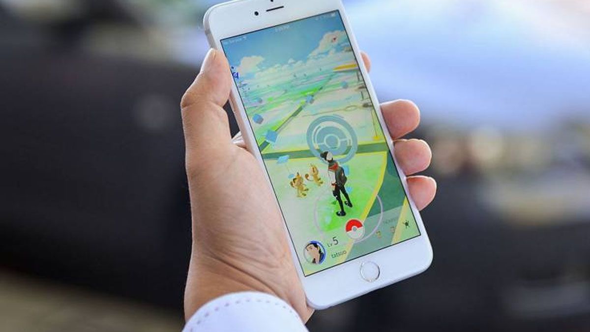 Un hombre es arrestado por violar la cuarentena del coronavirus para jugar Pokémon Go