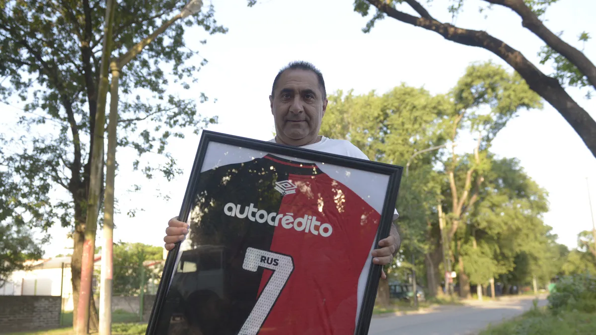 Julio Zamora fue campeón con Newell's, River y la Selección Argentinna. Julio Zamora fue campeón con Newell's, River y la Selección Argentinna.