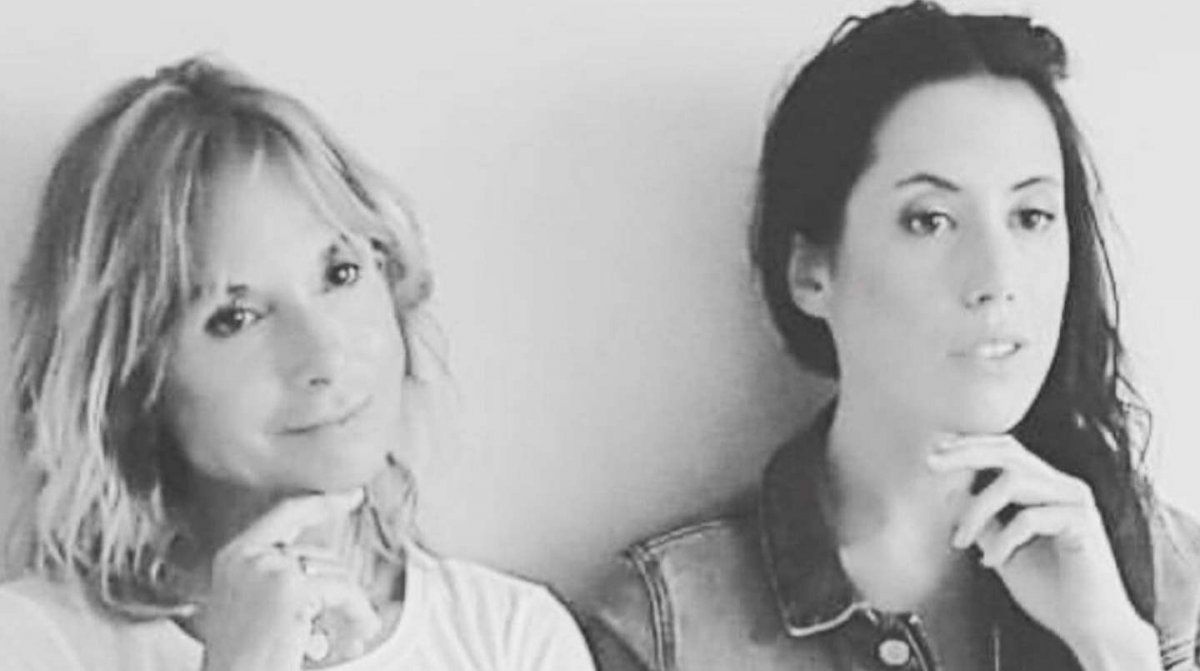 Sofía Sarkany junto a su mamá