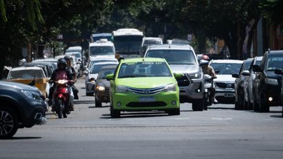 Aumento de combustibles: por el momento, los remises de Santa Fe descartan una suba de tarifas