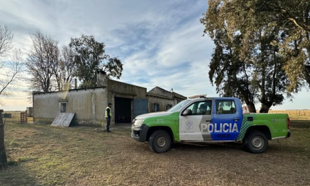 La policía preservó inmediatamente el lugar del hecho y convocó a Policía Científica y a la UFI N° 7. La policía preservó inmediatamente el lugar del hecho y convocó a Policía Científica y a la UFI N° 7.