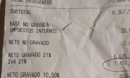 Compró en un supermercado de Palermo, vio el ticket y mostró su sorpresa por un impuesto que le cobraron Compró en un supermercado de Palermo, vio el ticket y mostró su sorpresa por un impuesto que le cobraron