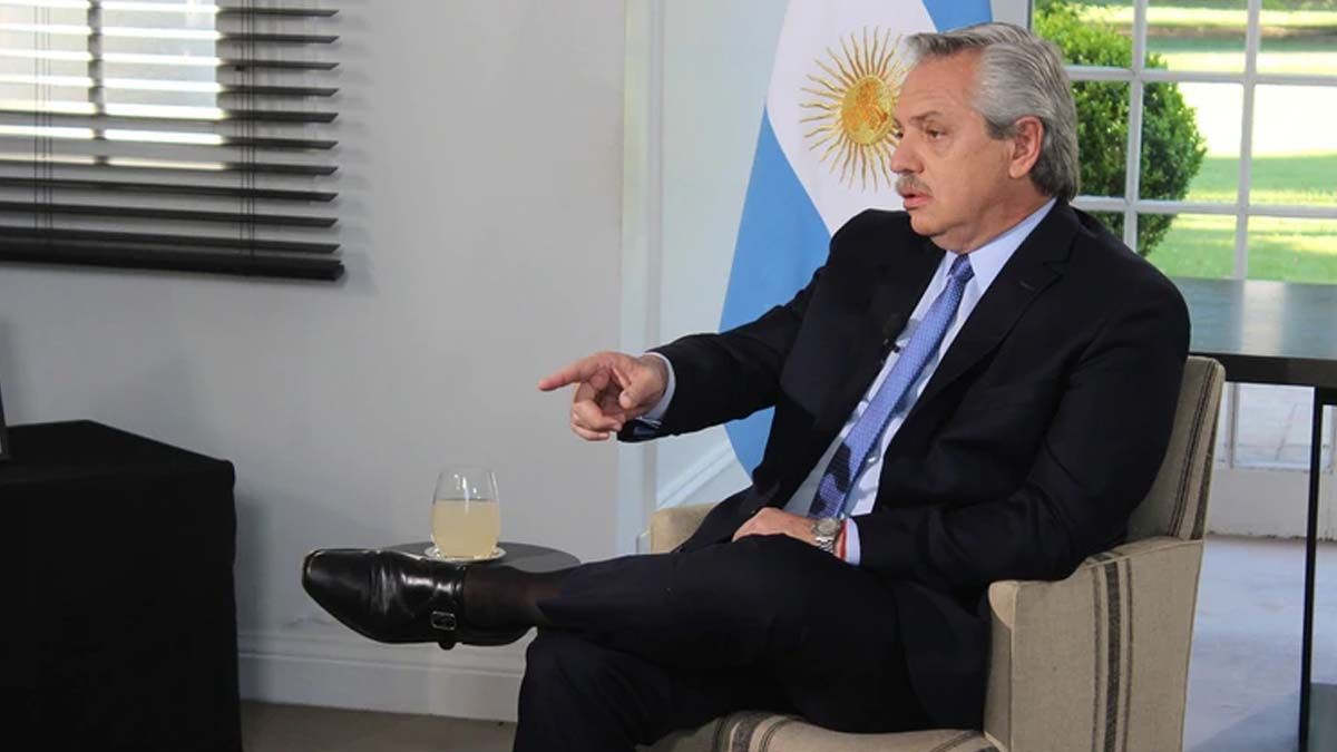 Fernández habló del caso Nisman y dijo que no hay indicios de que haya sido un crimen