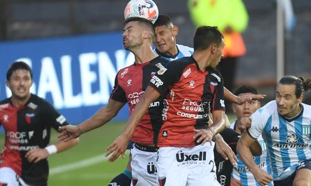 Con un gol sobre el final, Racing venció 2-1 a Colón por la Copa de la Liga. El Sabalero lleva ya cuatro partidos sin victorias en el torneo. Con un gol sobre el final, Racing venció 2-1 a Colón por la Copa de la Liga. El Sabalero lleva ya cuatro partidos sin victorias en el torneo.