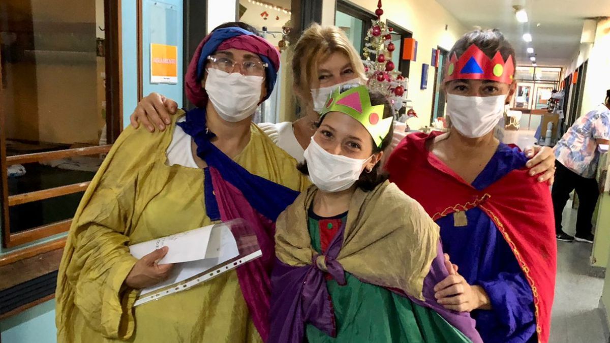 No sólo son payasos, también se convierten en hadas madrinas que cumplen sueños No sólo son payasos, también se convierten en hadas madrinas que cumplen sueños