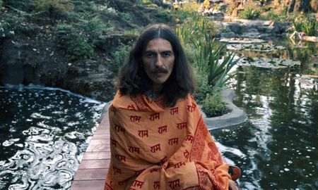 George Harrison nació en una familia católica pero se volcó a la meditación pregonada por las religiones orientales George Harrison nació en una familia católica pero se volcó a la meditación pregonada por las religiones orientales
