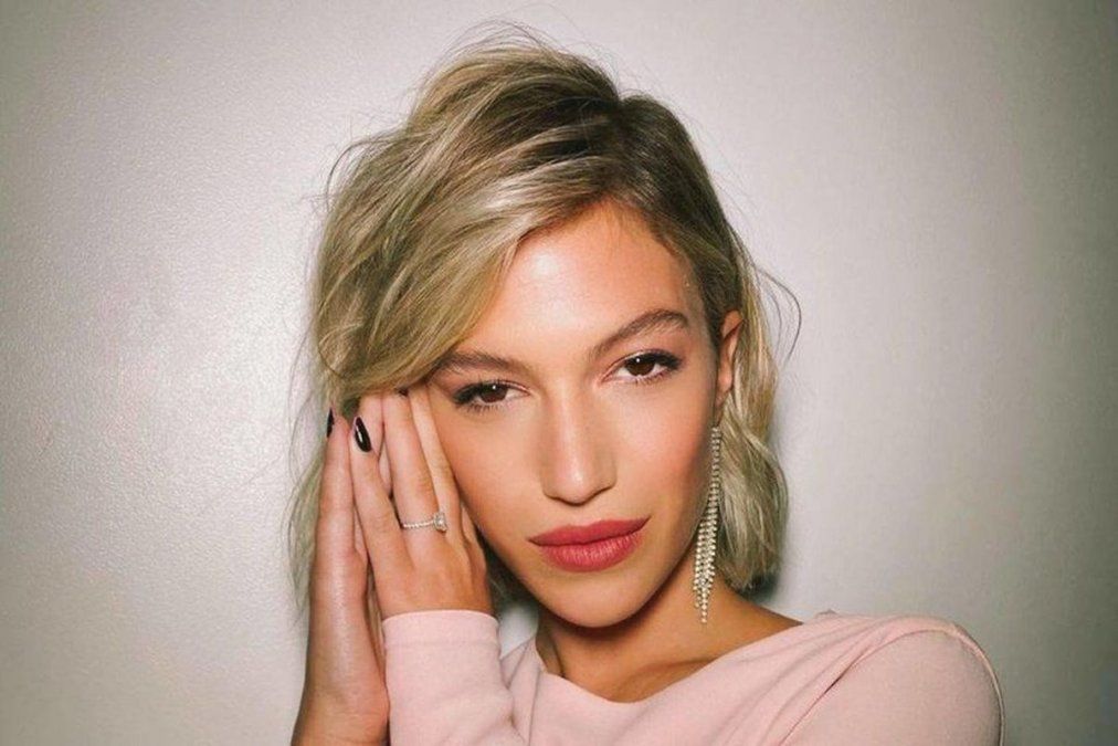 La modelo y esposa de Ricky Montaner viajó sola a Buenos Aires y compartió una fuerte reflexión en Twitter. &nbsp;