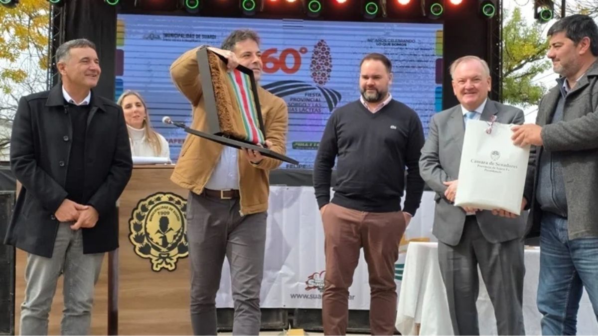 La edición número 60 reúne a más de 200 participantes entre empresas, comercios, artesanos y emprendedores de Suardi y la región. La edición número 60 reúne a más de 200 participantes entre empresas, comercios, artesanos y emprendedores de Suardi y la región.