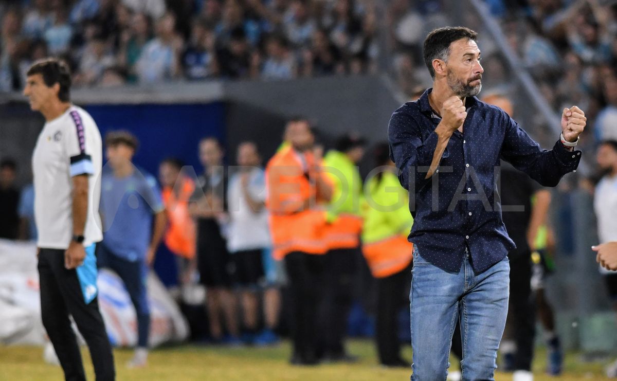 El festejo del Kily González tras la victoria de Unión vs. Racing. El festejo del Kily González tras la victoria de Unión vs. Racing.