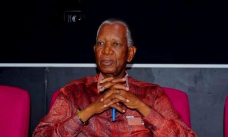 PathéO, el sastre africano que le diseñó camisas a Nelson Mandela y trabajó para Dior. PathéO, el sastre africano que le diseñó camisas a Nelson Mandela y trabajó para Dior.