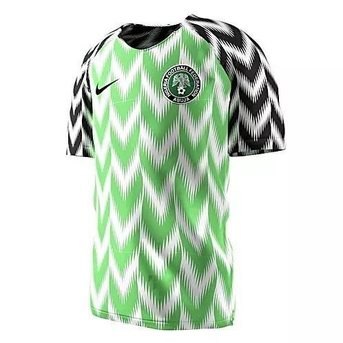 Lluvia de pedidos por la camiseta de Nigeria