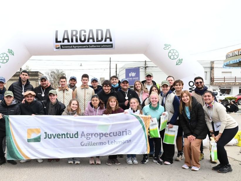 Con una maratón en Sarmiento, La Lehmann celebró el cooperativismo y promovió hábitos saludables Con una maratón en Sarmiento, La Lehmann celebró el cooperativismo y promovió hábitos saludables