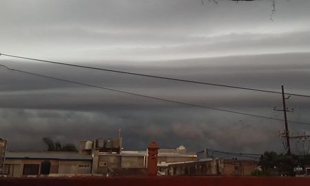 La inestabilidad va a continuar durante este domingo en el centro y el norte de la provincia de Santa Fe. La inestabilidad va a continuar durante este domingo en el centro y el norte de la provincia de Santa Fe.