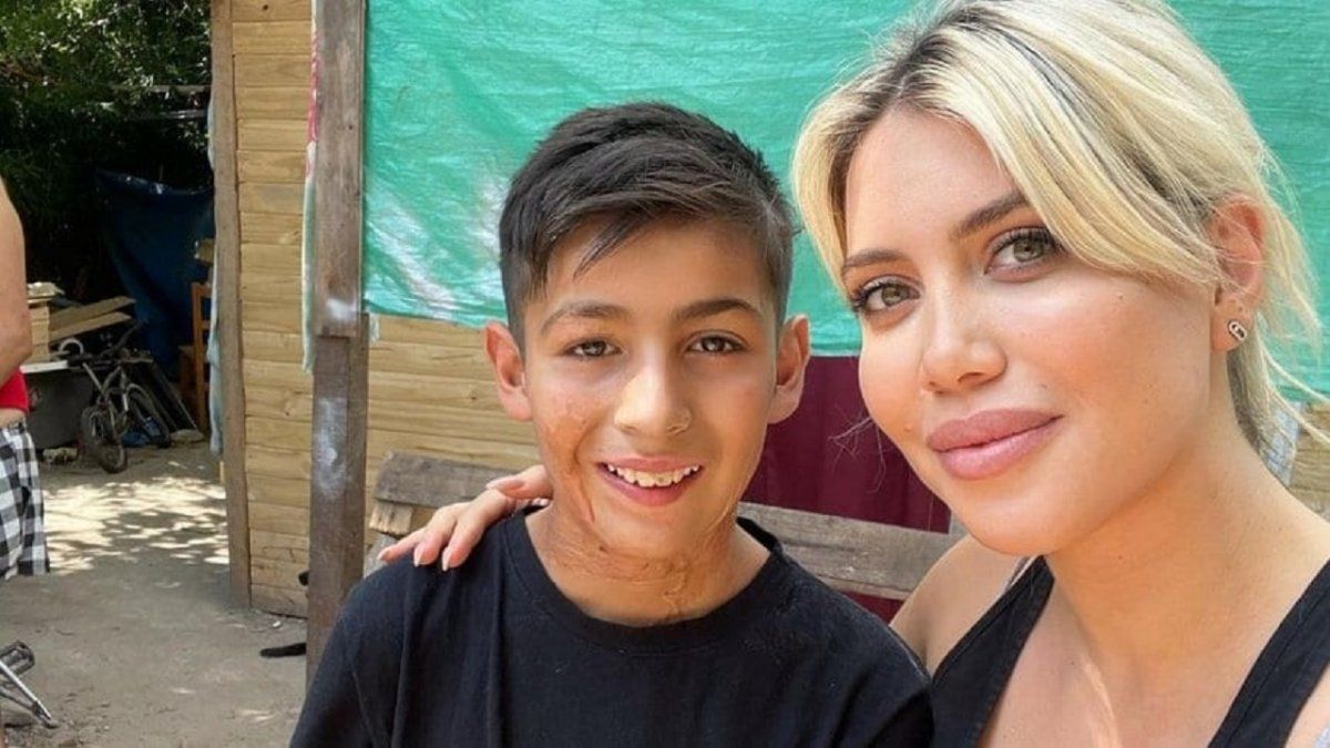 Wanda Nara finalmente fue hasta la casa del nene pastelero y le compró una torta.