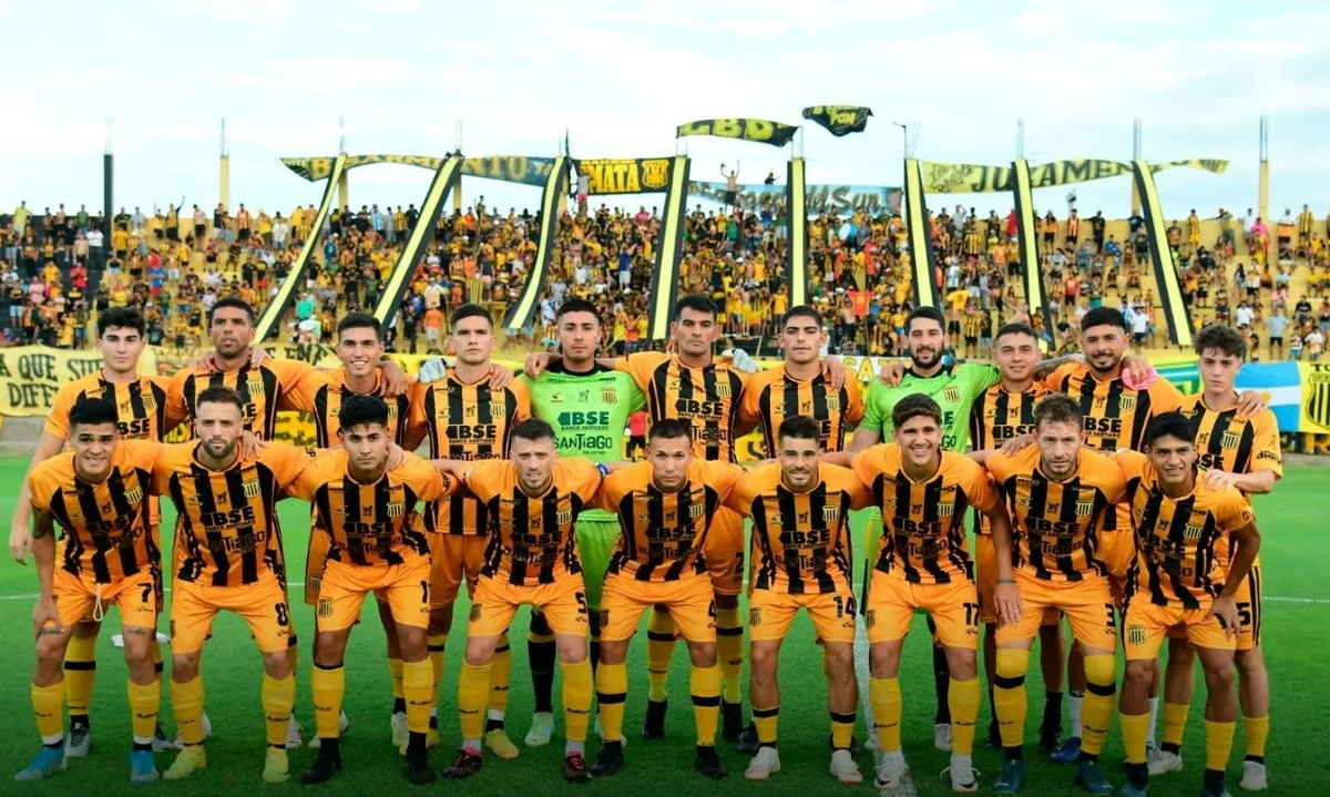 Mitre de Santiago del Estero, el próximo rival de Colón en la Primera Nacional. Mitre de Santiago del Estero, el próximo rival de Colón en la Primera Nacional.