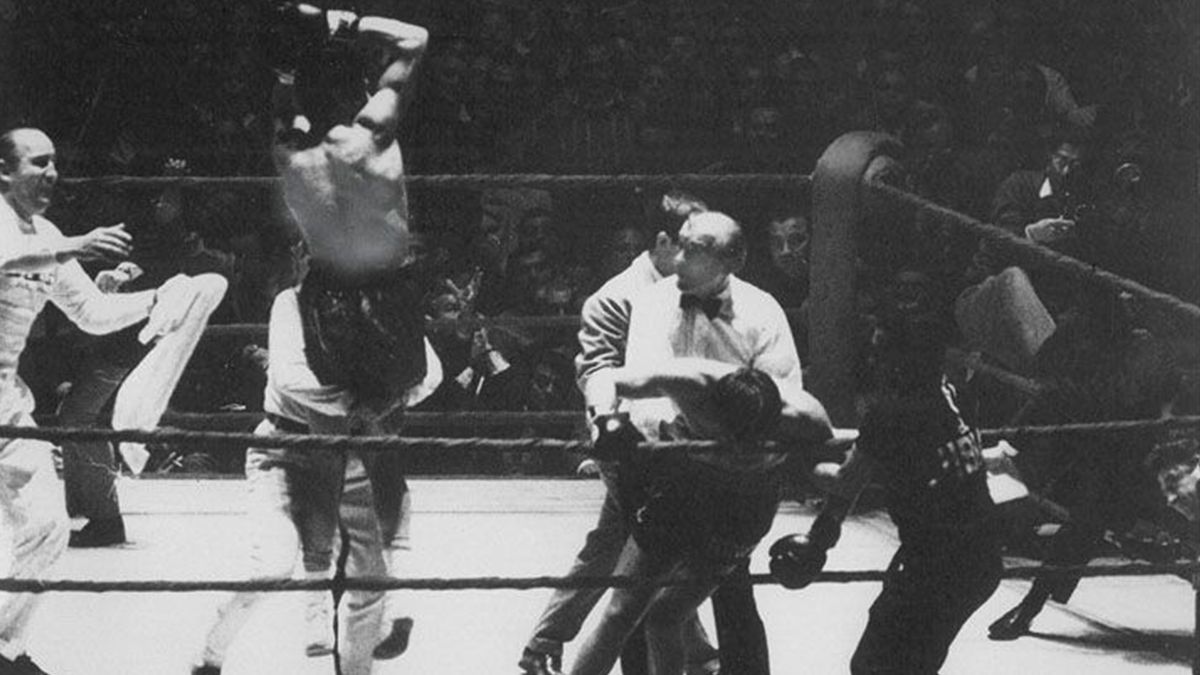 Le podían haber contado mil. Benvenuti estaba muerto