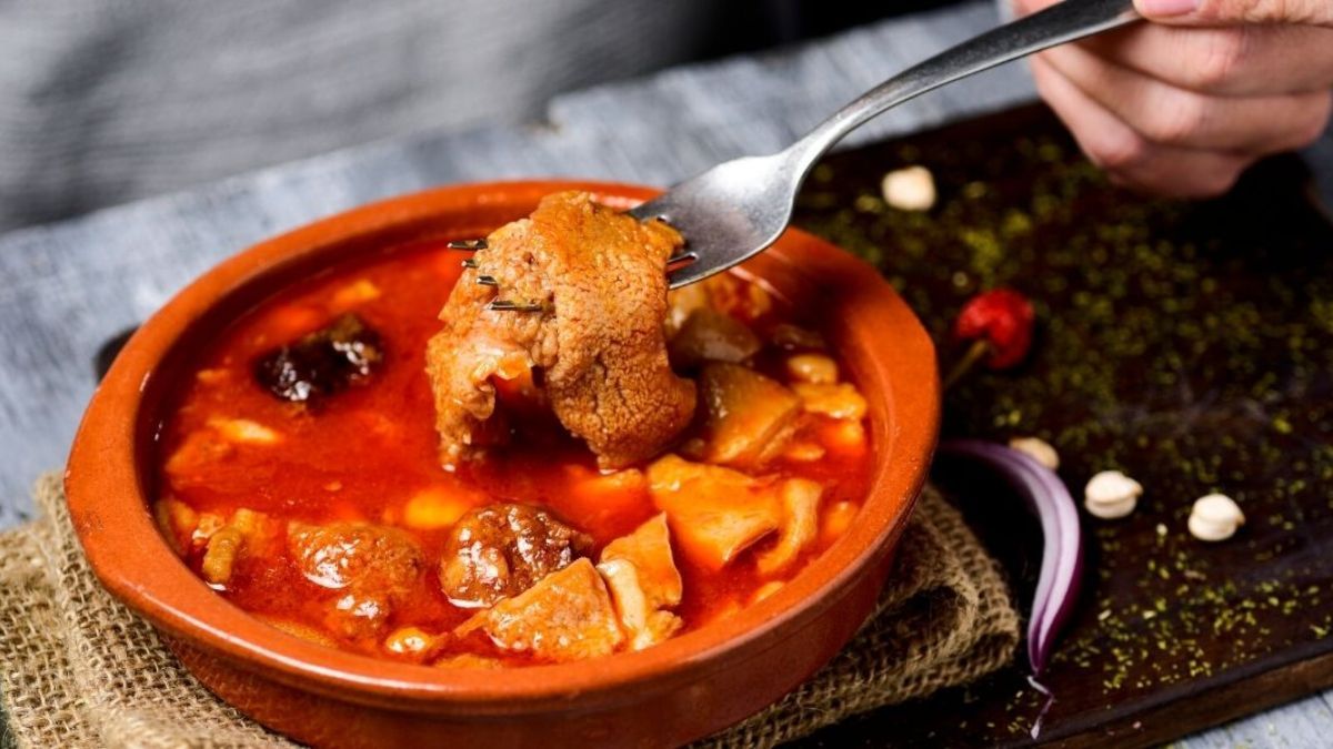 Aprendé a cocinar a hacer la buseca de Donato De Santis que rinde para toda la familia.