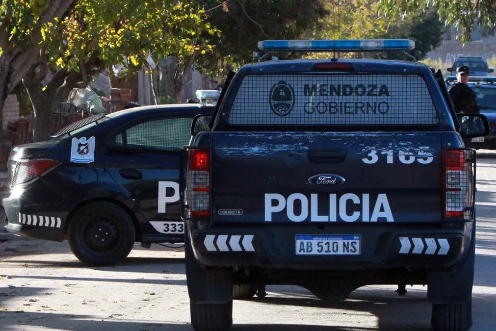 El lunes a la mañana se vivió un momento de tensión y miedo donde un joven intentó asesinar a su exnovia.