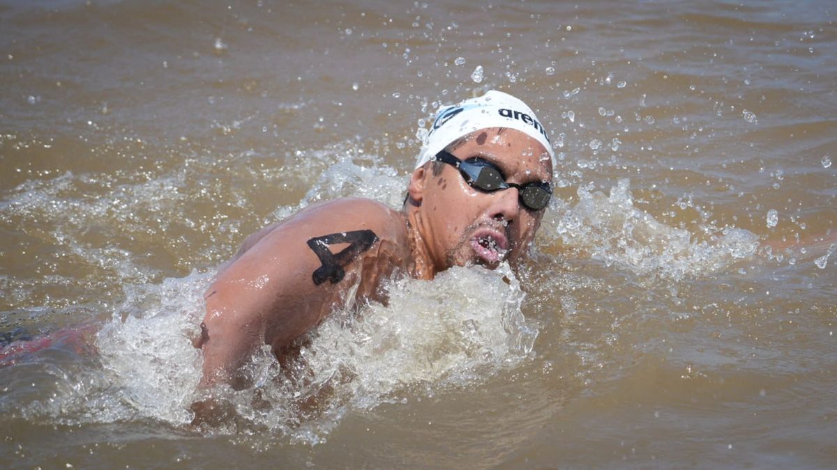 Mart&iacute;n Carrizo debi&oacute; ser atendido, pero afirm&oacute; estar bien tras la Marat&oacute;n Santa Fe-Coronda 2026.