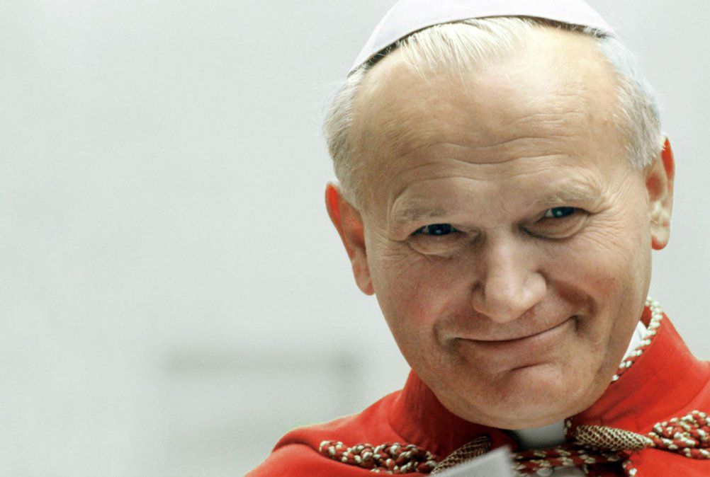 El Papa Francisco lo canonizó el 27 de abril del 2014.