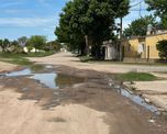 El robo ocurrió en calle Europa al 10.400, en el norte de Santa Fe. Los vecinos denunciaron problemas con el suministro de agua y una creciente inseguridad. El robo ocurrió en calle Europa al 10.400, en el norte de Santa Fe. Los vecinos denunciaron problemas con el suministro de agua y una creciente inseguridad.