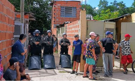 Una mujer fue asesinada con un arma de fuego y su pareja resultó gravemente herido en la ciudad de Rosario Una mujer fue asesinada con un arma de fuego y su pareja resultó gravemente herido en la ciudad de Rosario